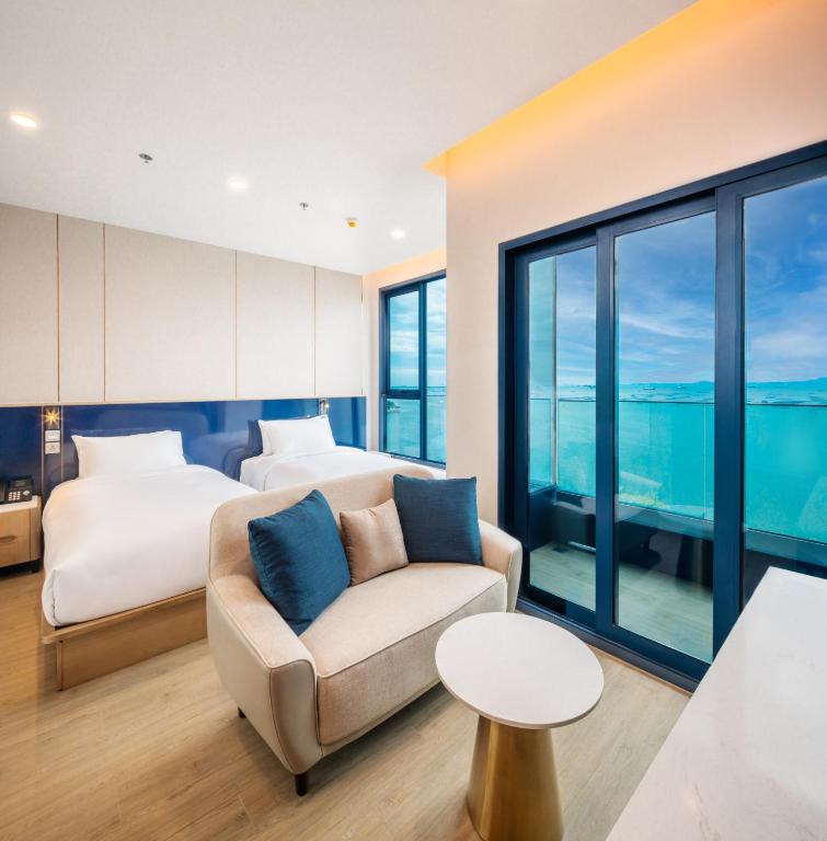 S Sriracha Hotel & Residence photo 2