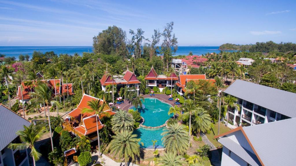 Royal Lanta Resort & Spa photo 2