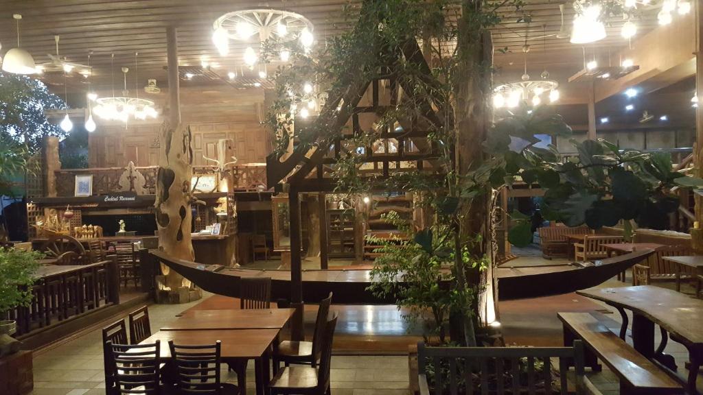 Ruean Mai Chai Khlong photo 2