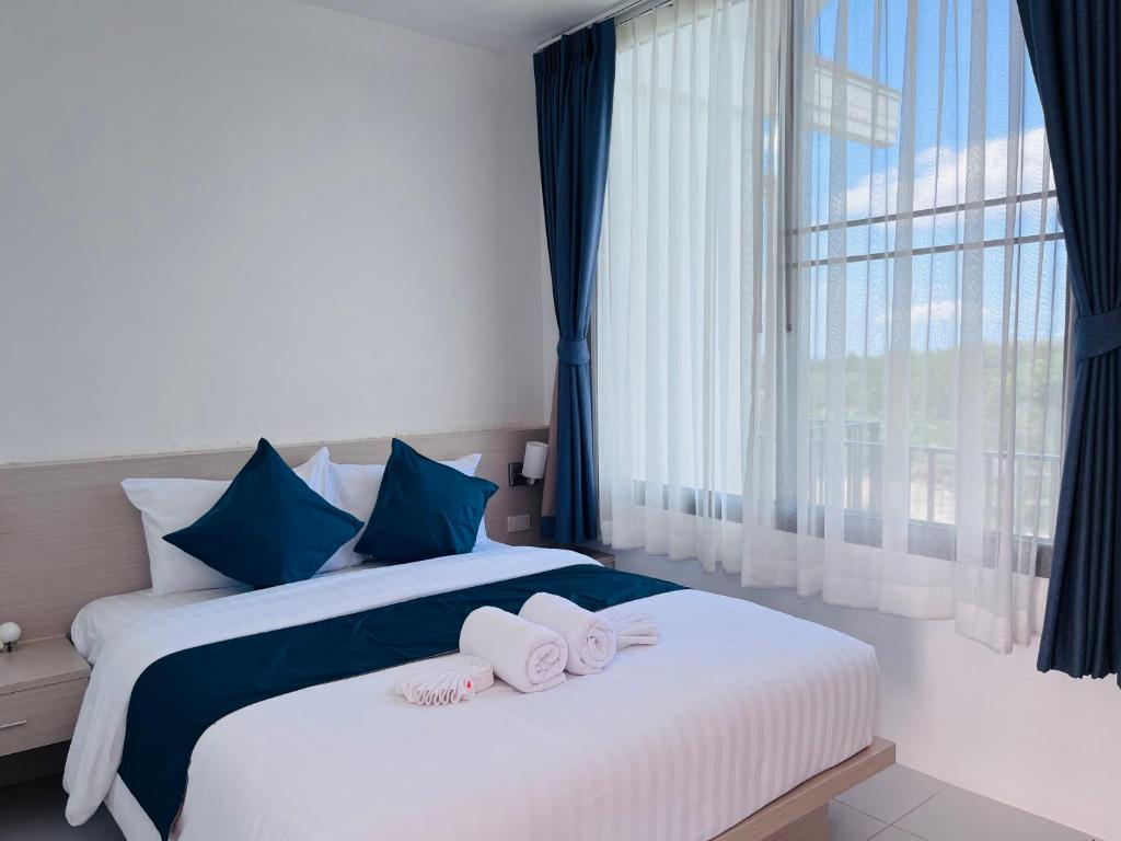 White Seaview Residence photo 2