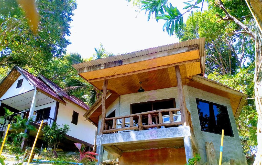 Sea view cliff cabin house kantiang bay7 — photo 1