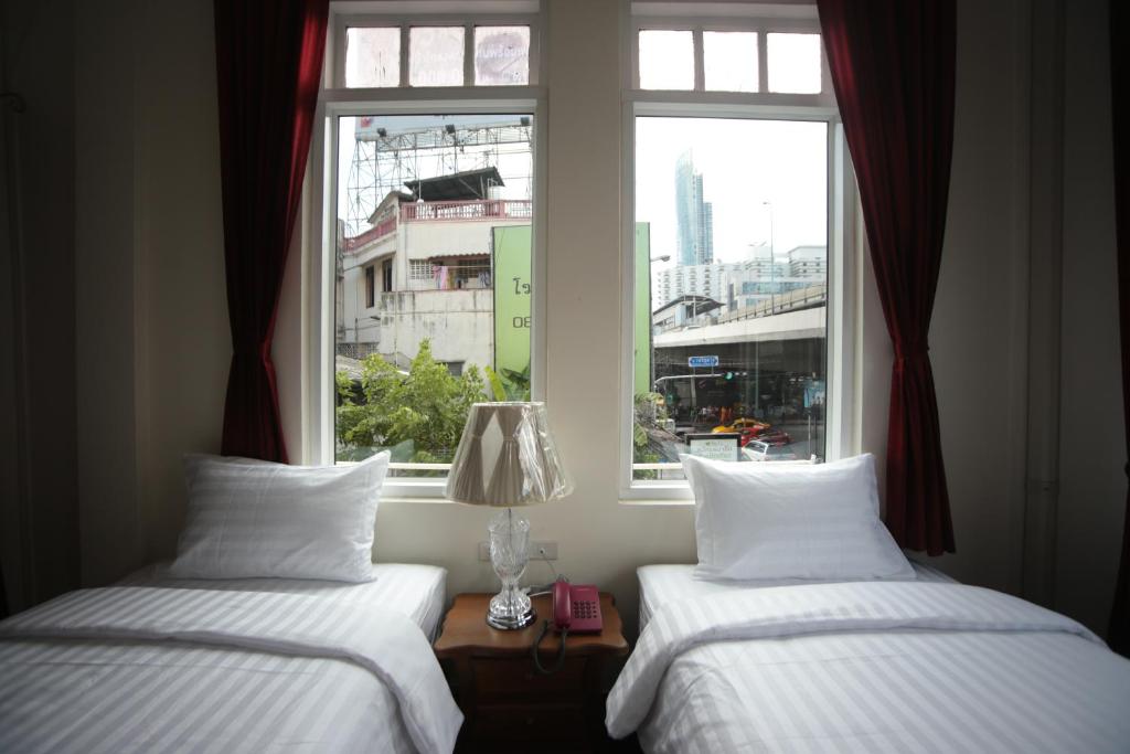 The Myth - Sud Sathorn photo 2