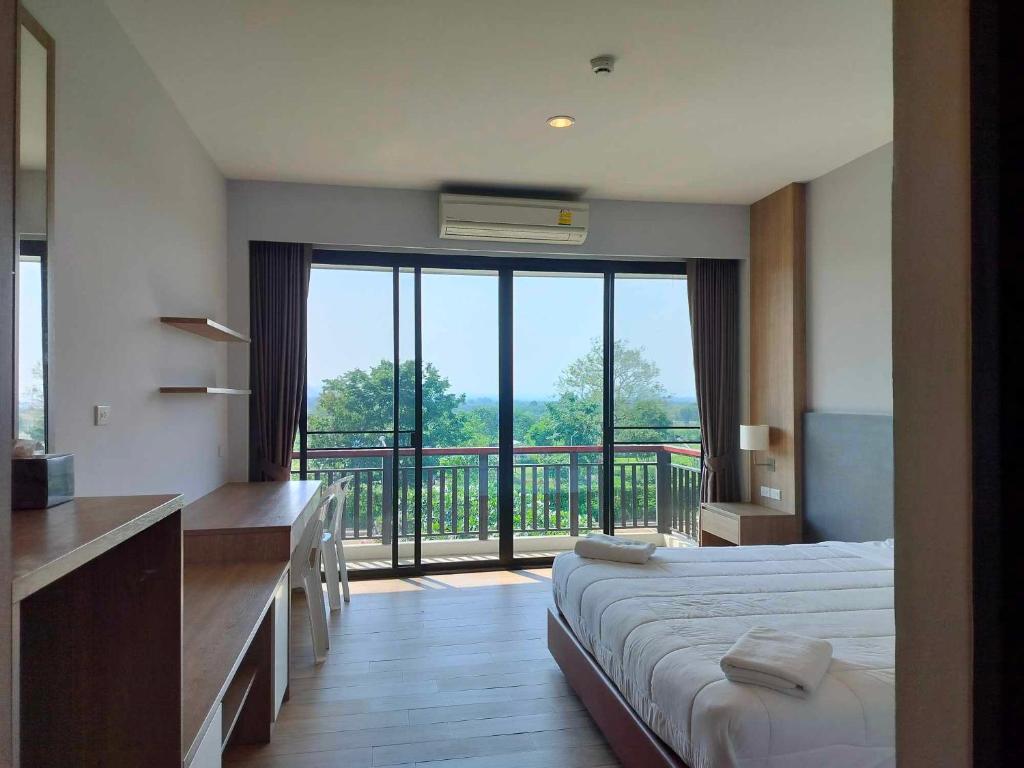 ศูนย์อบรม Greatland Glamping Khao Yai Resort photo 2