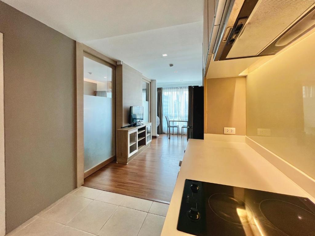 The Winner- 608 - Lovely apartment near the sea on Praatumnak hill — photo 1