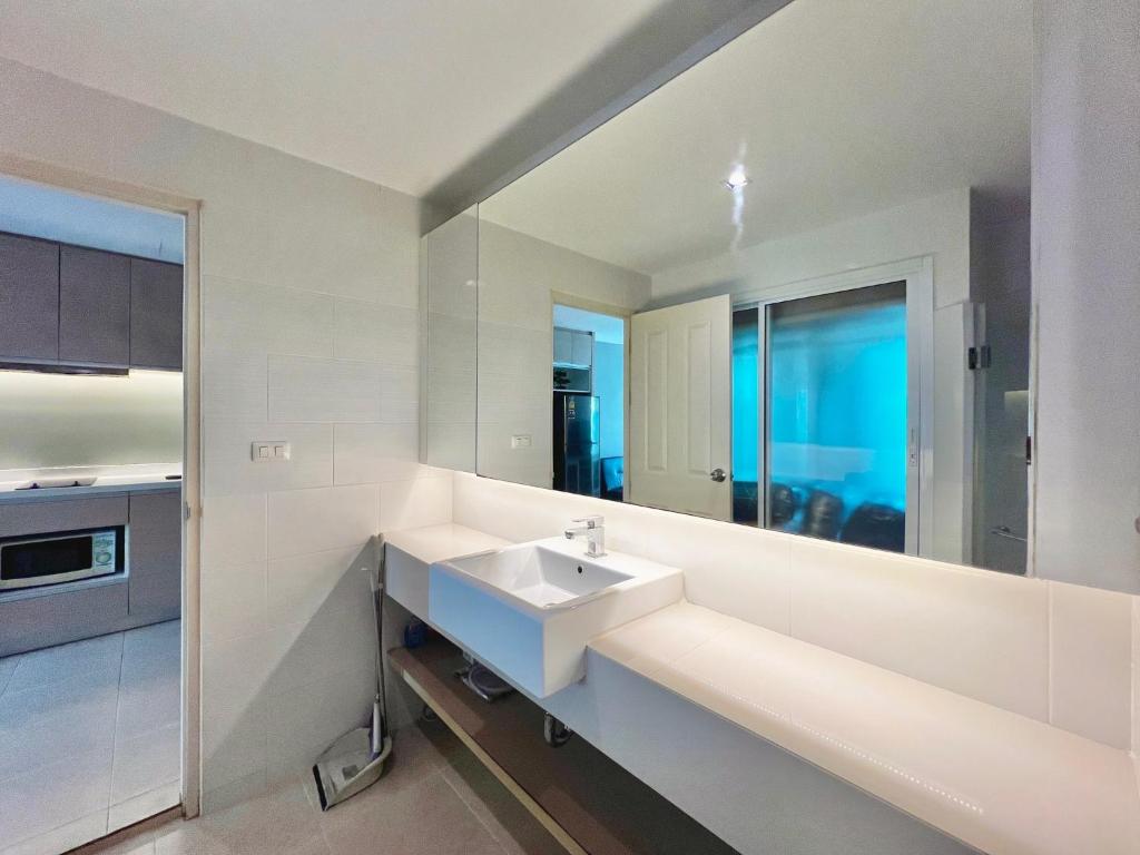 The Winner- 608 - Lovely apartment near the sea on Praatumnak hill photo 3