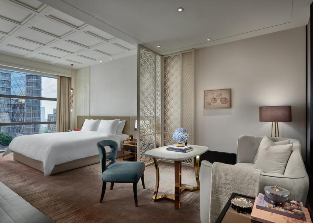 Rosewood Bangkok photo 2