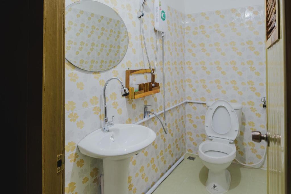 The history cafe' & guesthouse photo 3
