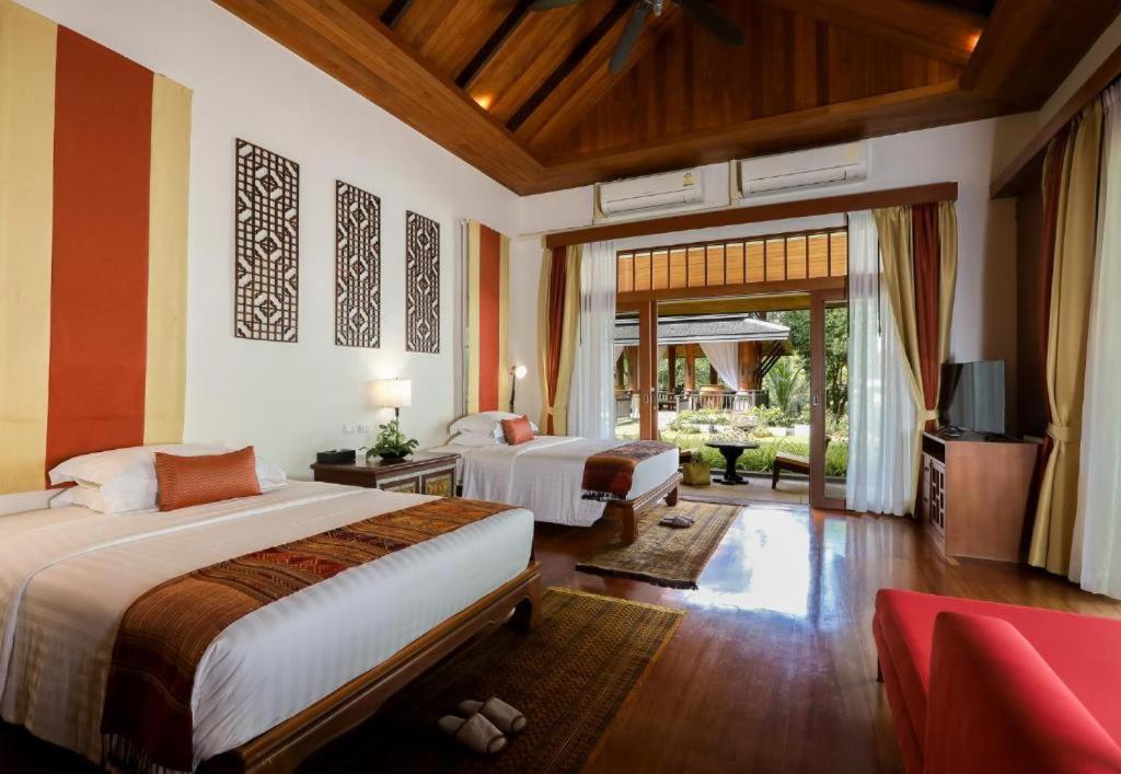 Salika Luxury 5.5 Bed Villa Seaview With Maids photo 2