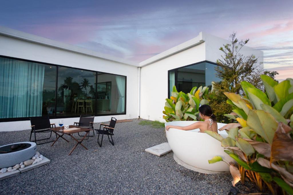 The Floating Villa - BBQ - Bikes - Rice Fields photo 2
