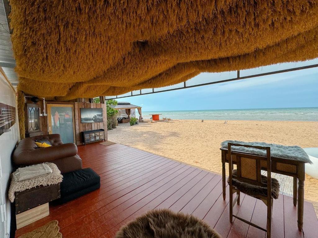 Sterling seastar ที่พักติดชายหาด วิวทะเล — photo 1