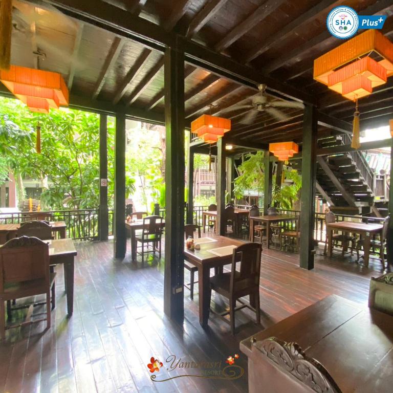 Yantarasri Resort photo 3