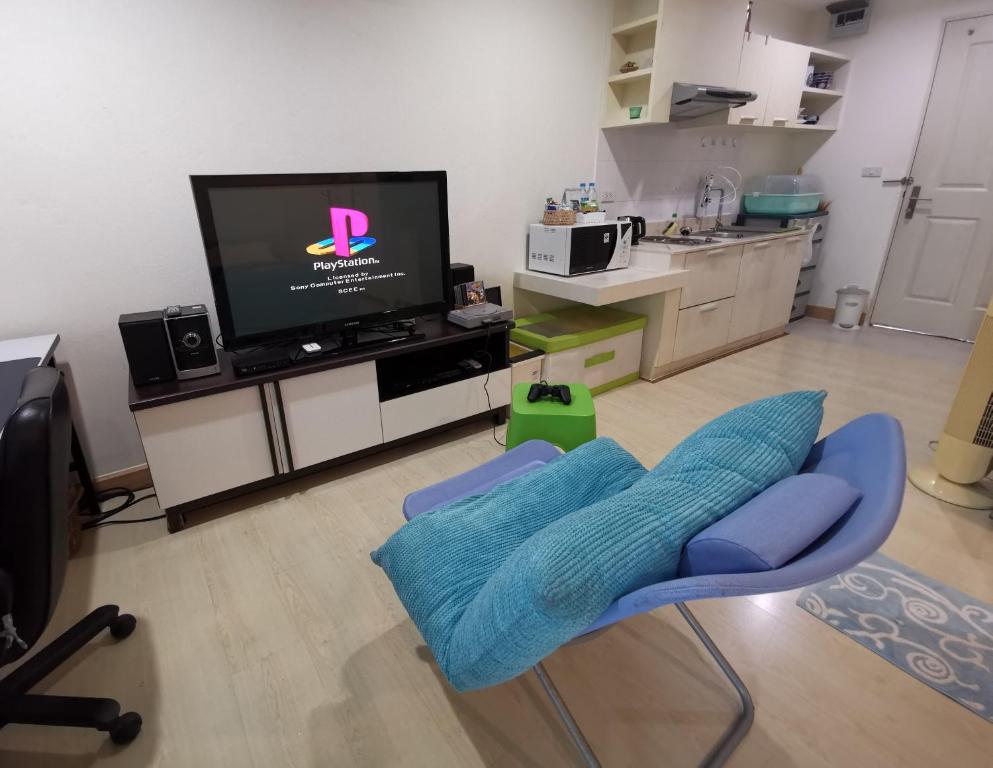 The Beach Bangsaen Condo Sea View Room 327-62 Top Floor-Free Netflix photo 2