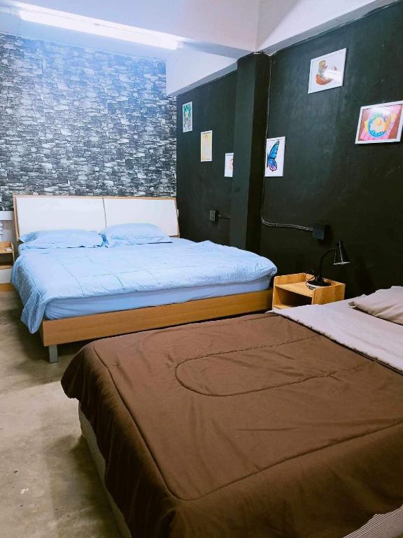 Tattoo's Hotel — photo 1