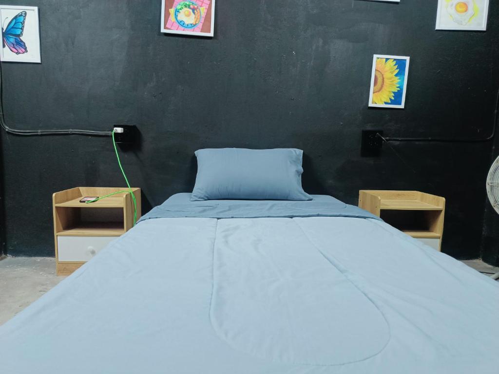 Tattoo's Hotel photo 2