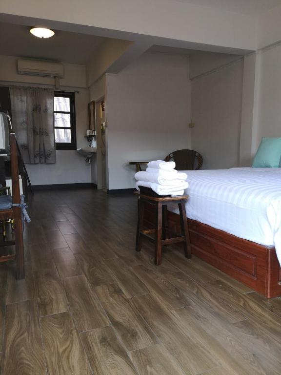 RoongThoeng Place Hotel photo 2