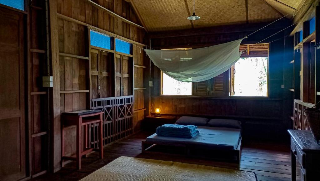 Traditional Lanna house near hot spring photo 2