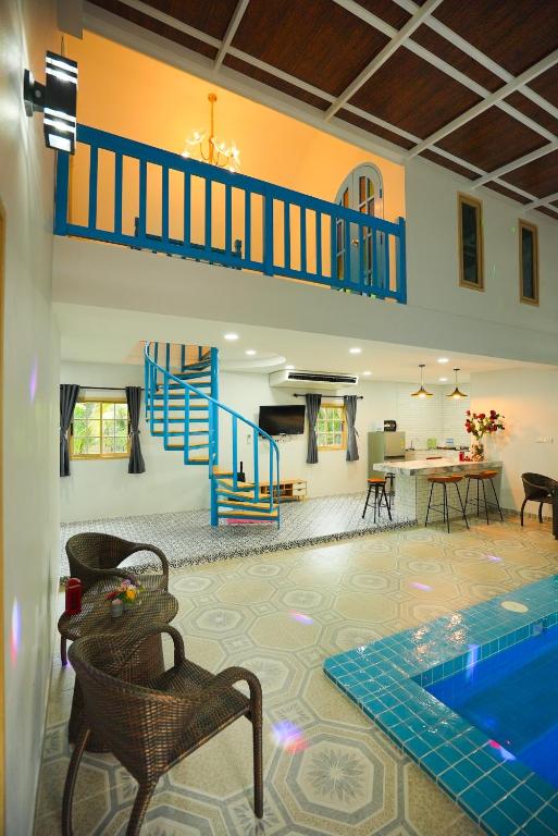 Premium Villa photo 3