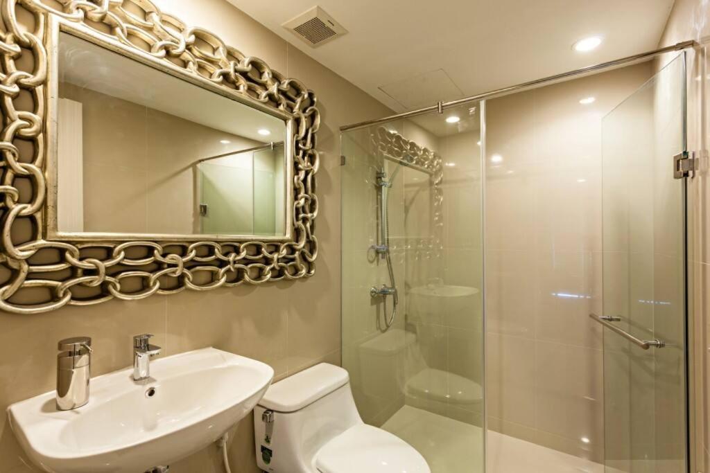 Sukhumvit 16 Townhouses photo 3