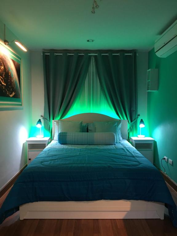 White Turquoise -1 Bedroom Apartment- — photo 1