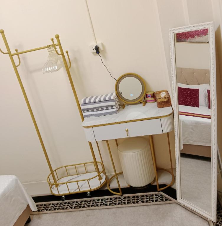 STP apartment 2rd floor photo 3