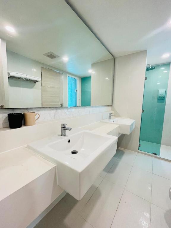 Seven seas condo Resort photo 3