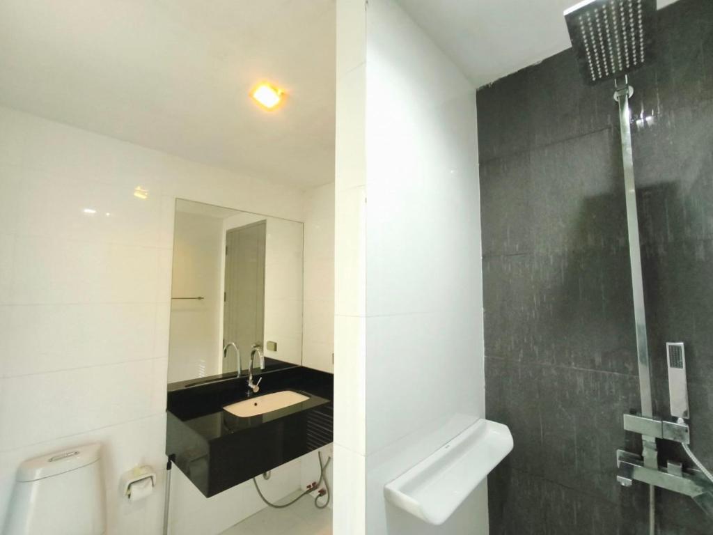 The Urban Condominium Soi Buakhaw 15 photo 3