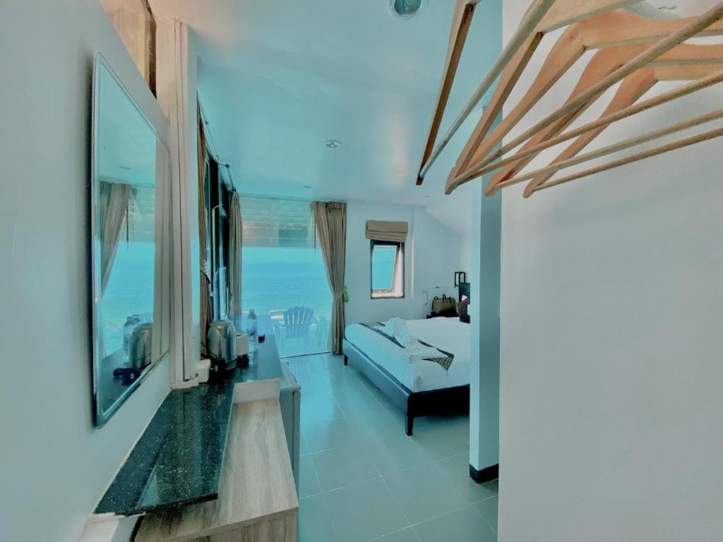 The Shore Samui photo 2