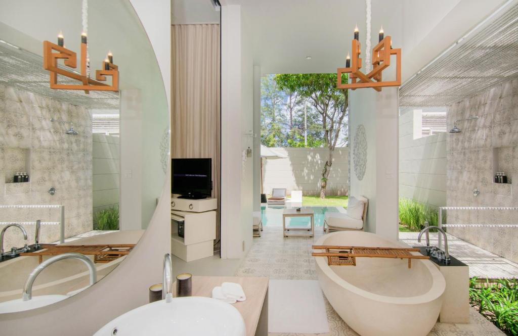 SALA Phuket Mai Khao Beach Resort photo 2
