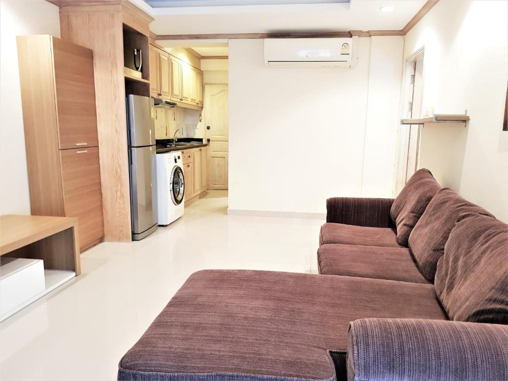 Sea view apartment Jomtien beach condominium 12th Floor — photo 1