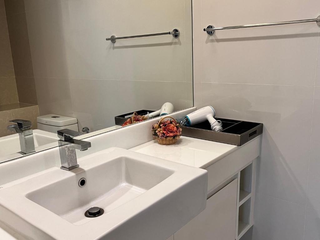 Aristo O59 Junior Suite Surin Beach photo 3