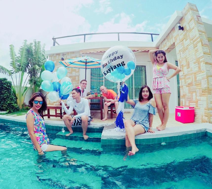 Rocky Party Pool Villa Huahin 3 Bedrooom With BBQ & Karaoke — photo 1