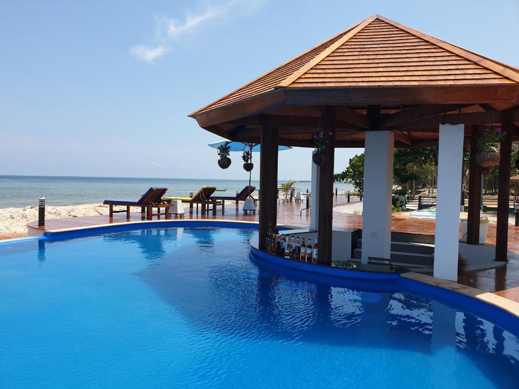 The Beach Resort & Residence - SHA Plus photo 2