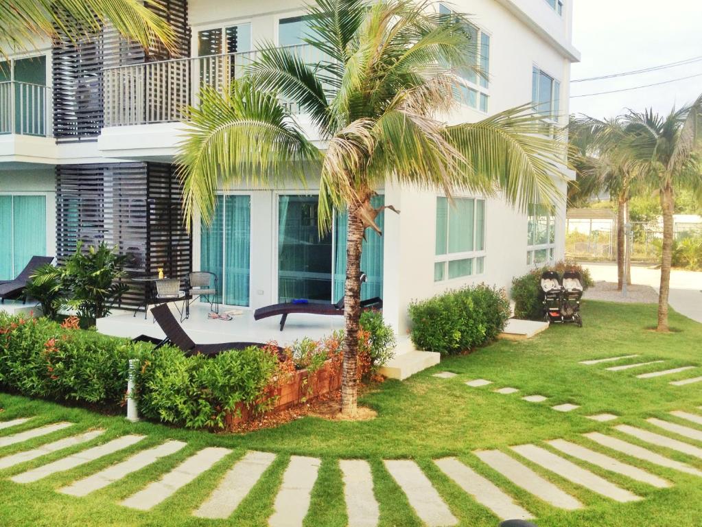 The Sea Condominium A16 @ Dophin Bay — photo 1