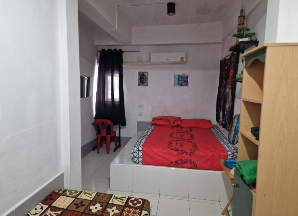 Jatujak Bangkok guesthouse R8 photo 2
