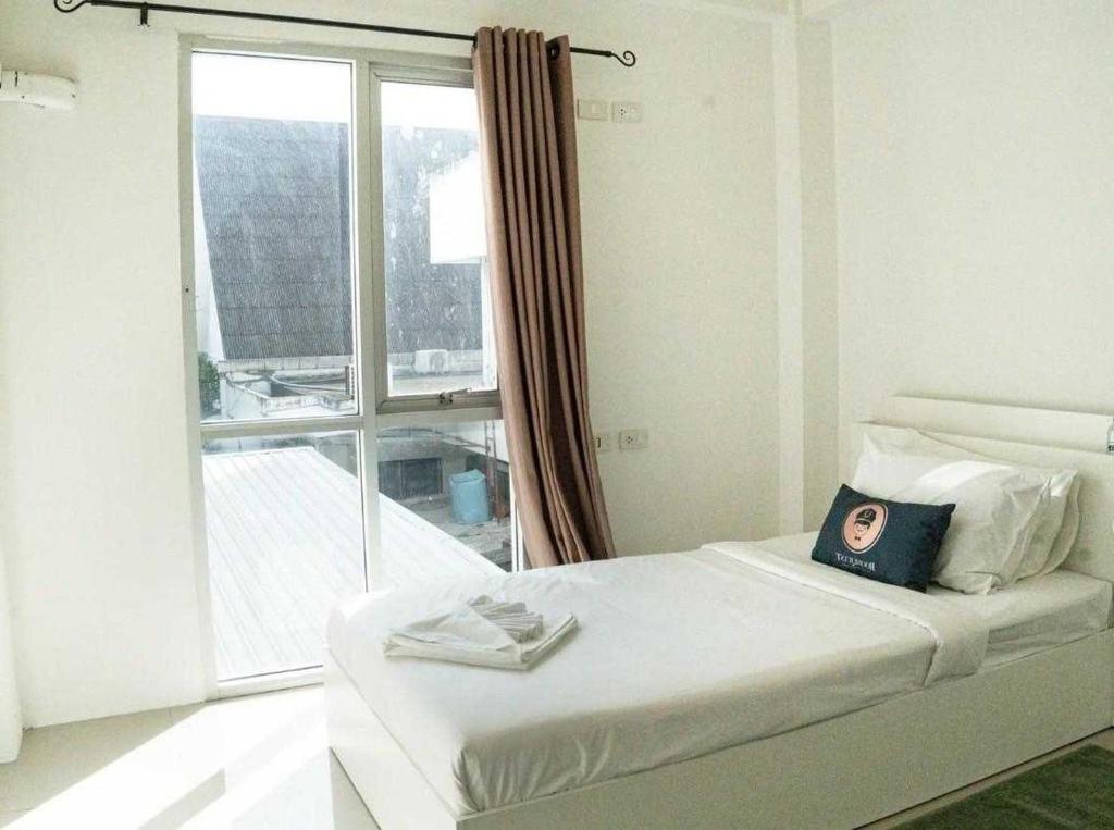 RQ Bangkok Sukhumvit 50 by Collection O photo 2