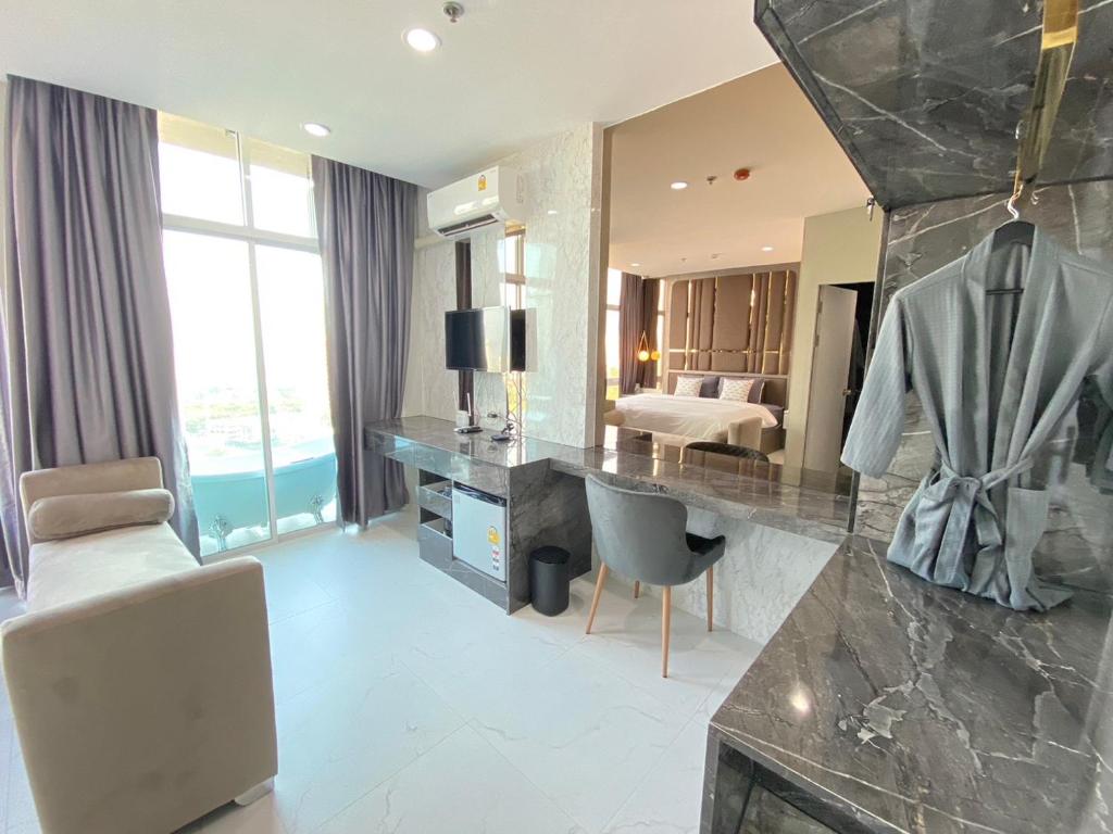 SEA Ville Grand Pattaya photo 2