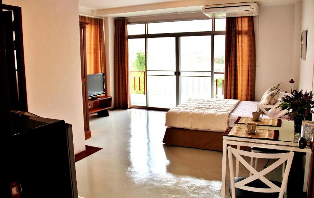 The Meet Green Apartment photo 2