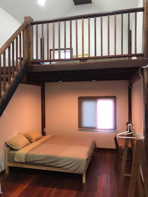 Wooden house in the centre of Chiangmai self-checkin photo 2