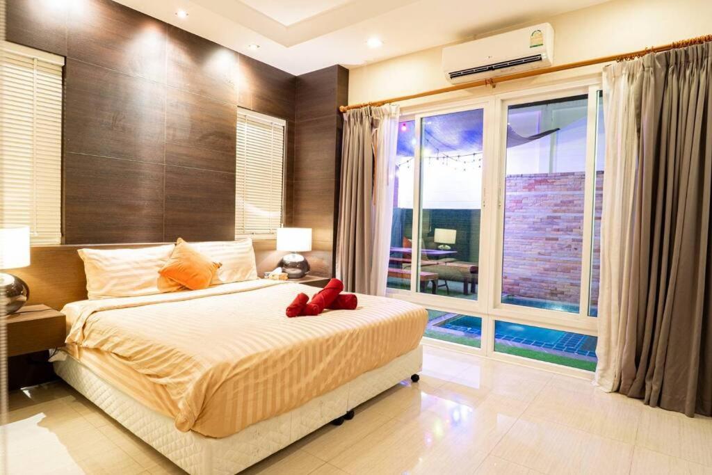 the time poolvilla 2 photo 2