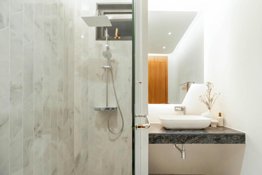 Zavaya Luxury Private Pool Villa Phuket photo 3