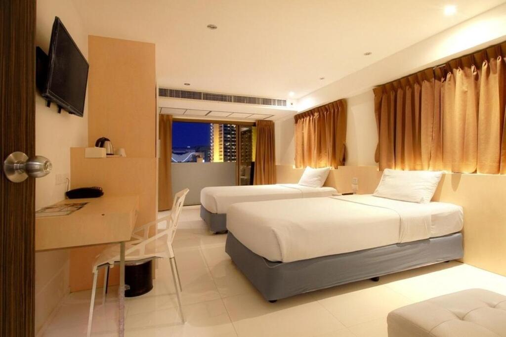 Ten Stars Hotel photo 2