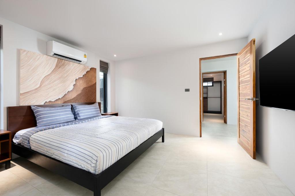The Penthouses photo 2