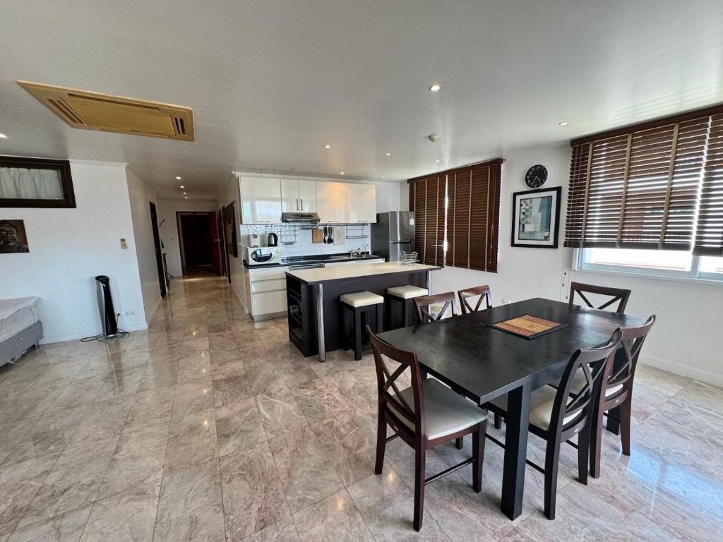 NA property — photo 1