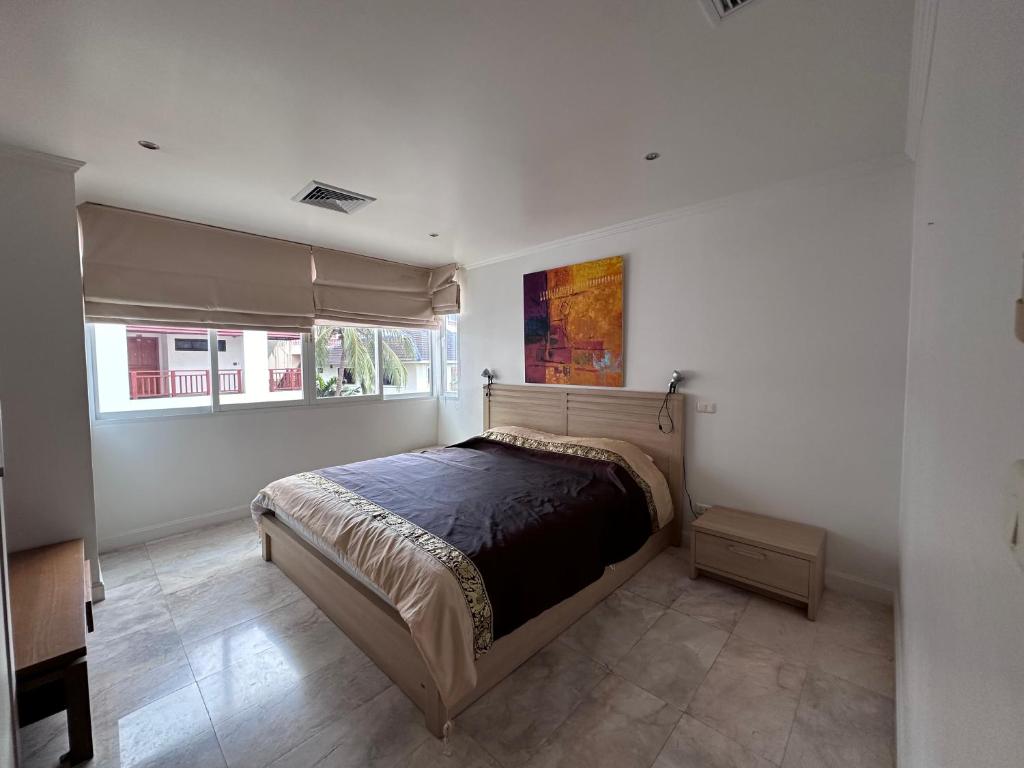 NA property photo 2