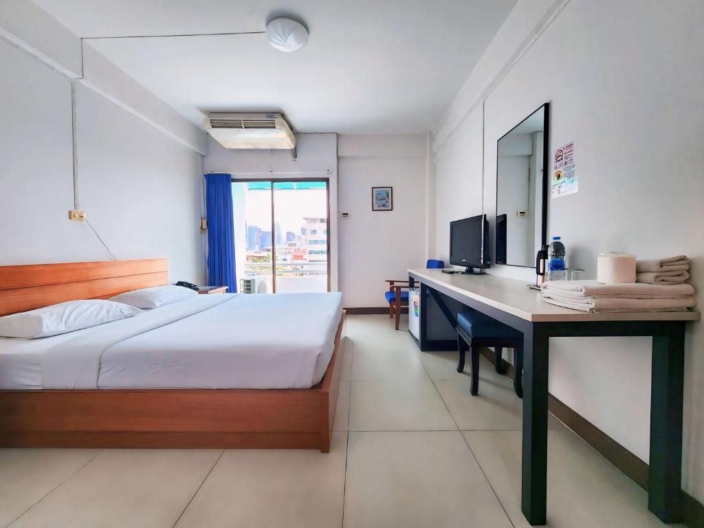 Siam Palace Hotel — photo 1
