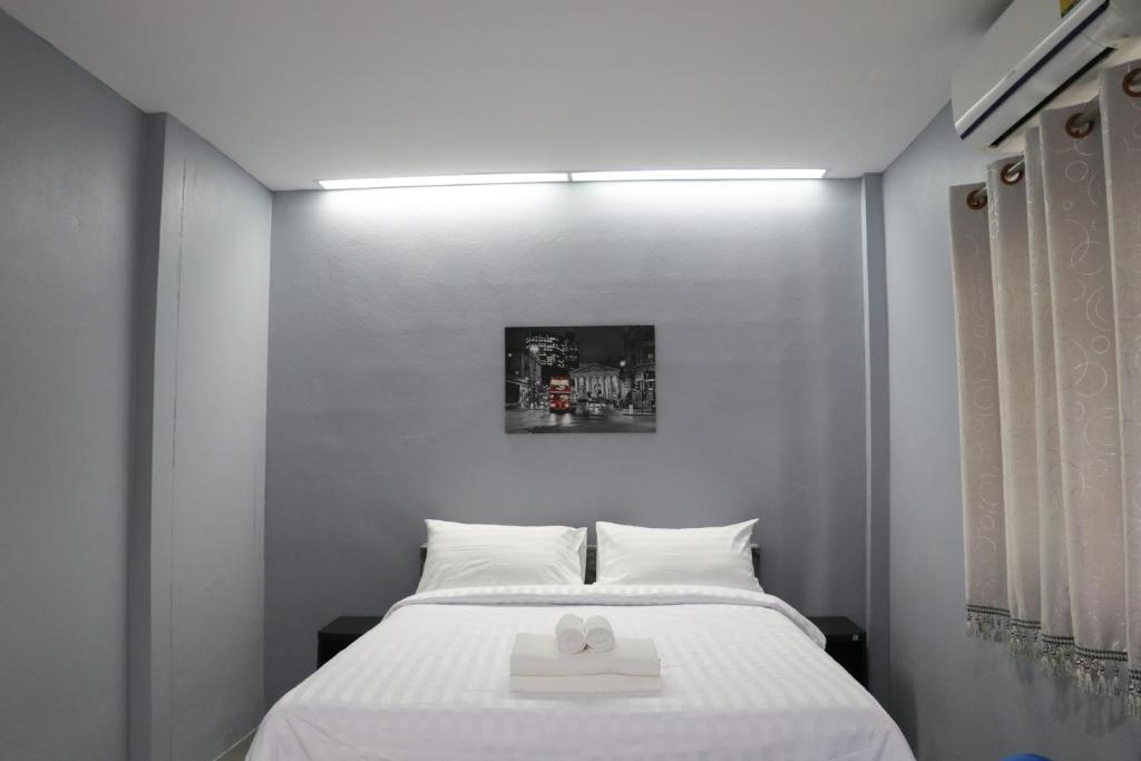The Money Inn photo 2