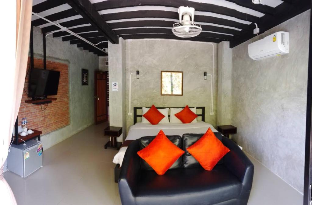 White Jail at Koh Tao Hostel photo 2