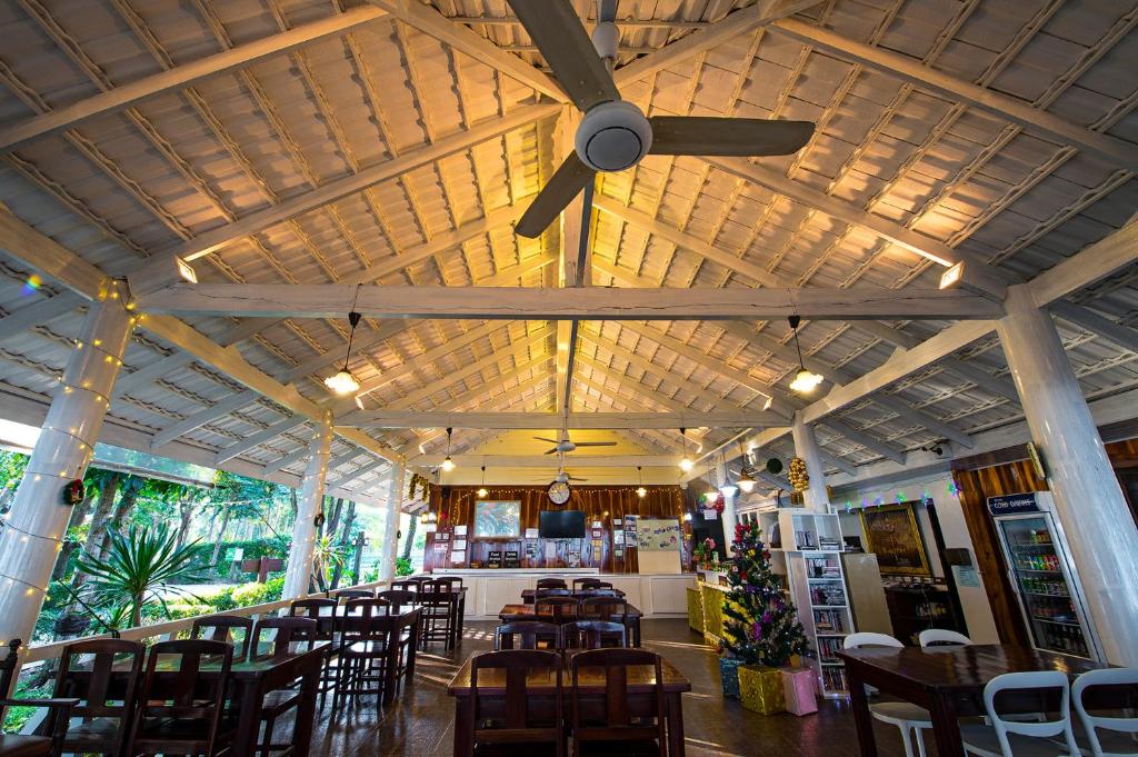 Rocky Point Resort photo 3