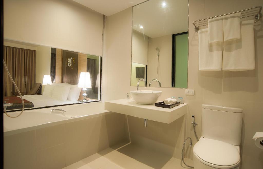 The Erawan Koh Chang -SHA Extra Plus photo 3
