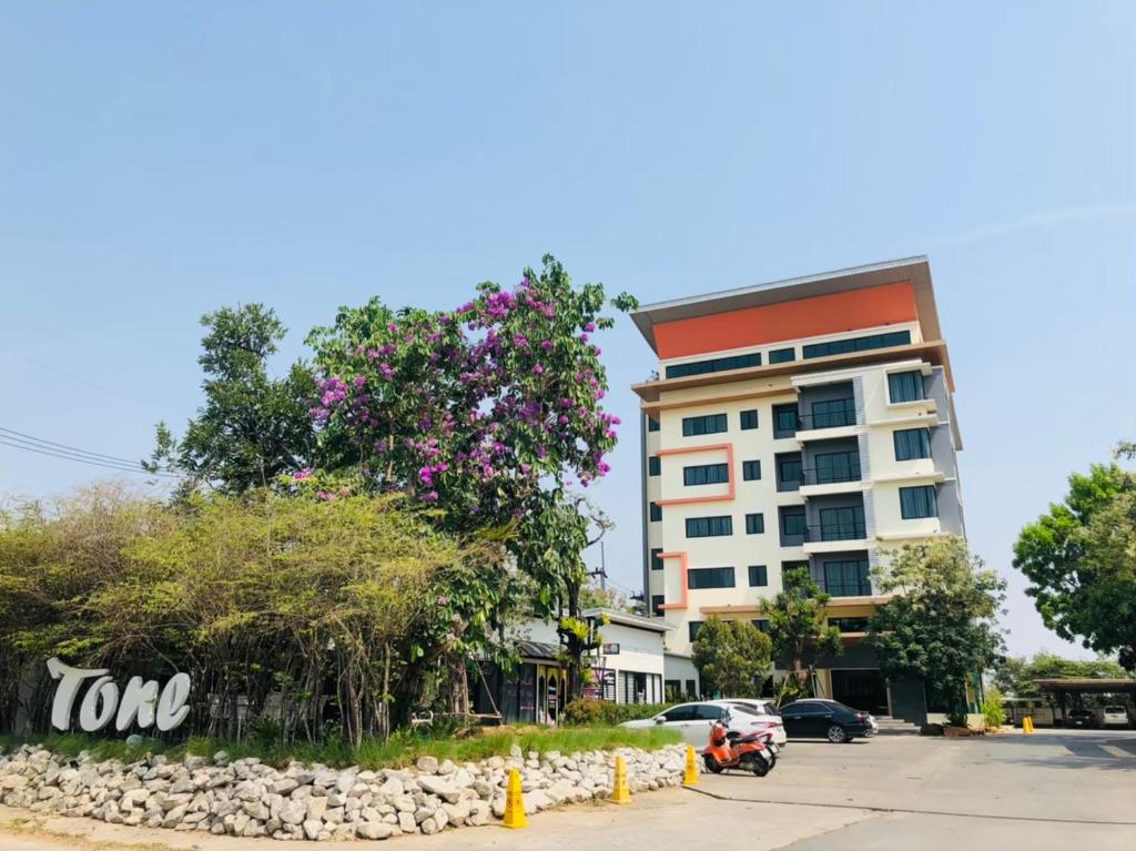 Tone Condorent Hotel — photo 1